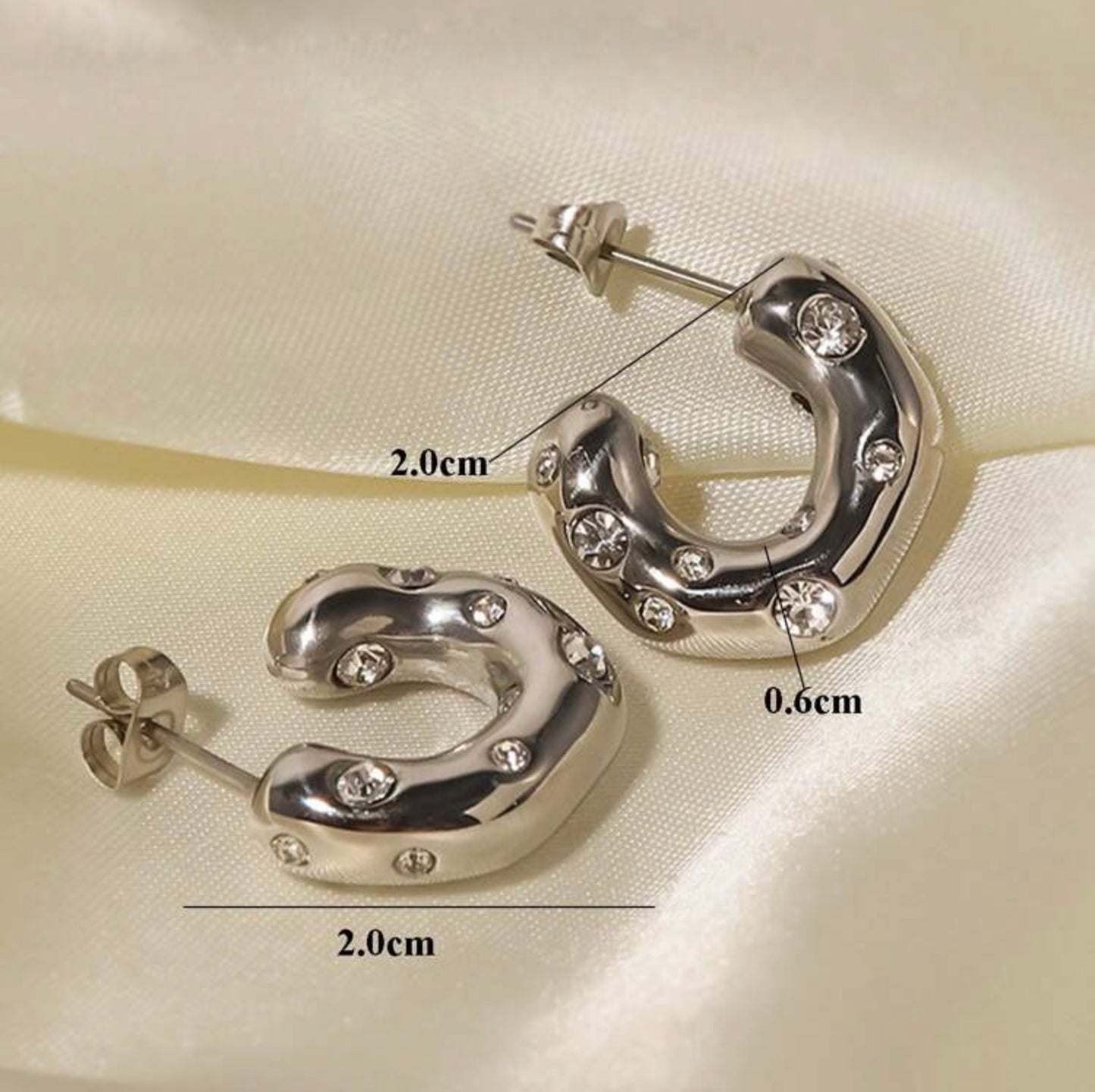 Daphne Earrings