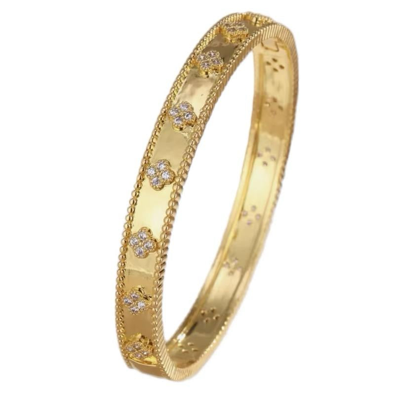 Naila Bangle