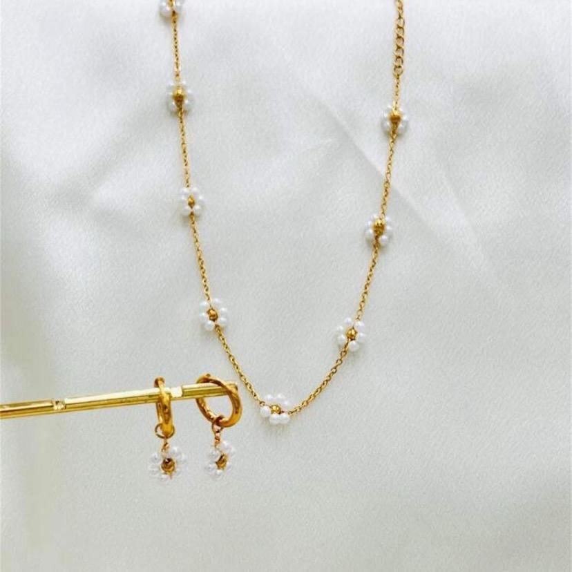 Amara Necklace