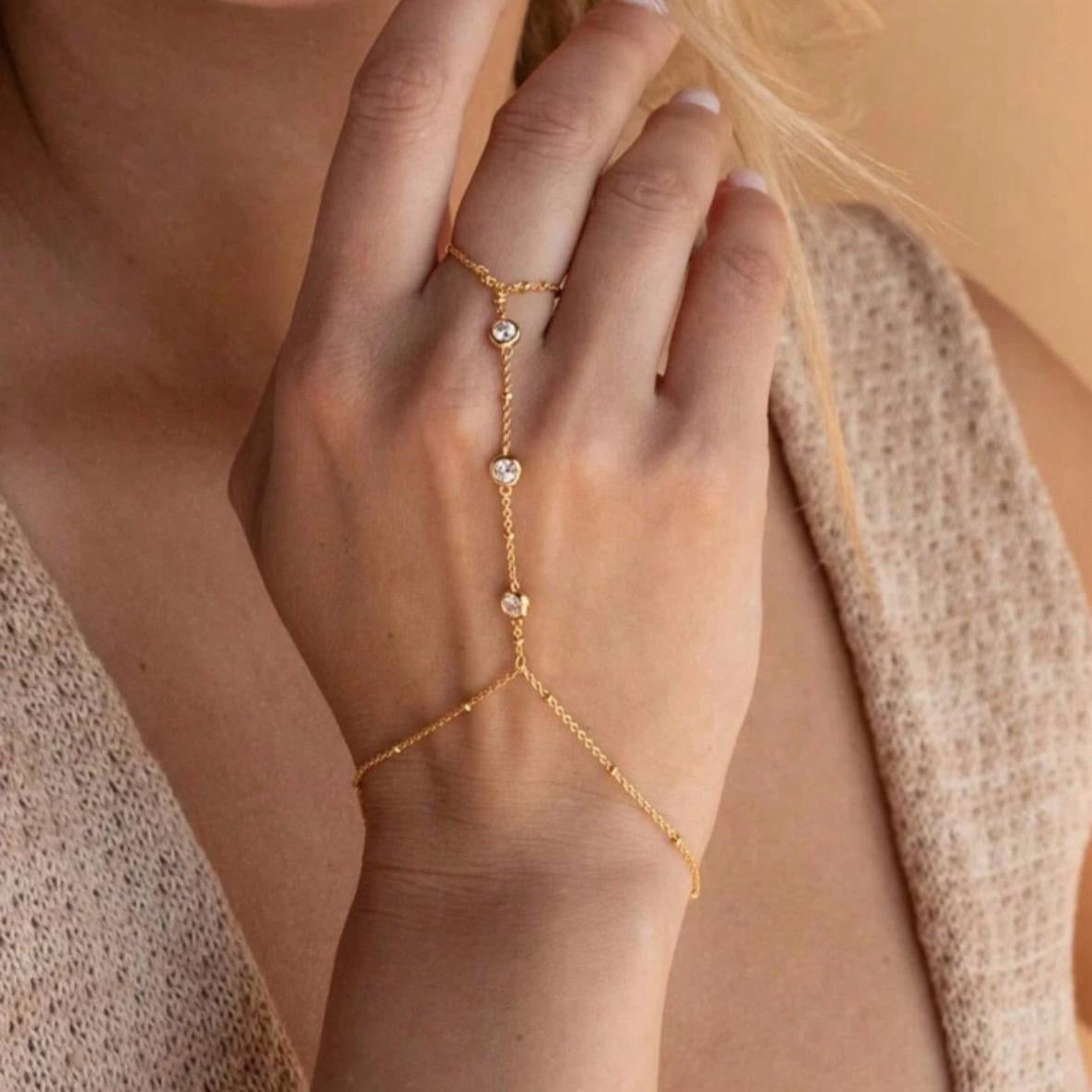 Mila Hand Chain
