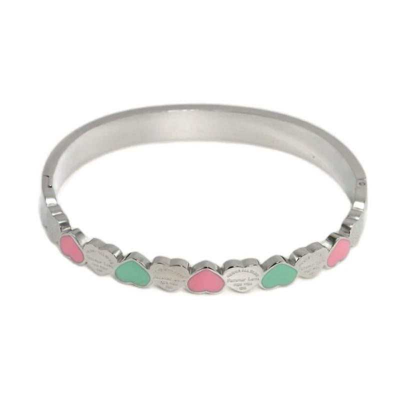 Leona Bangle
