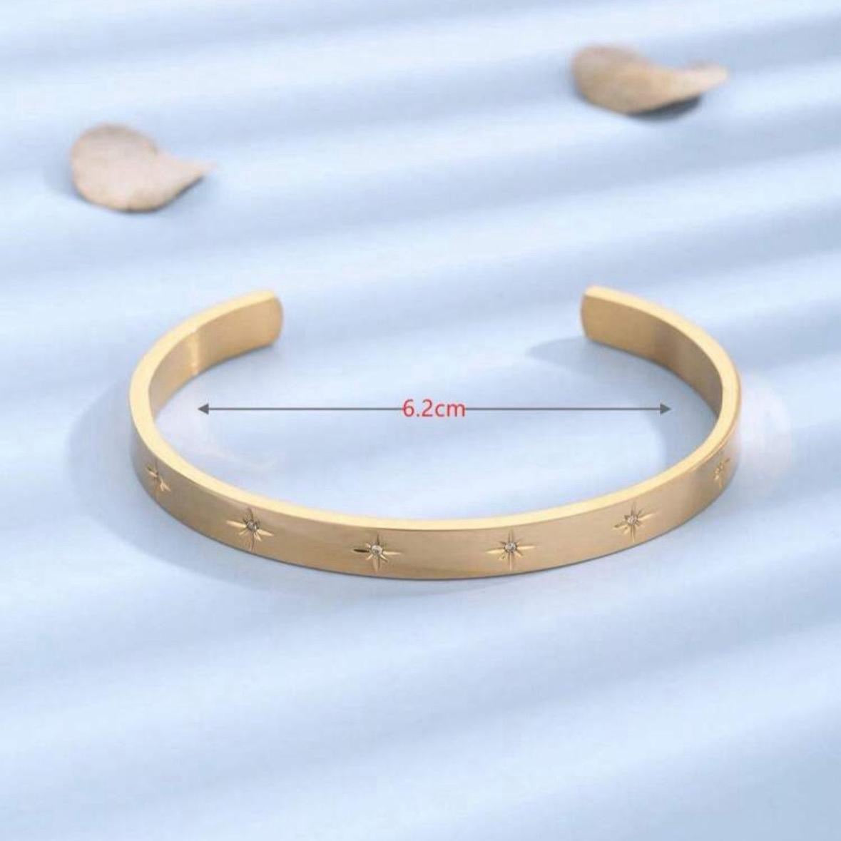 Ayla Bangle