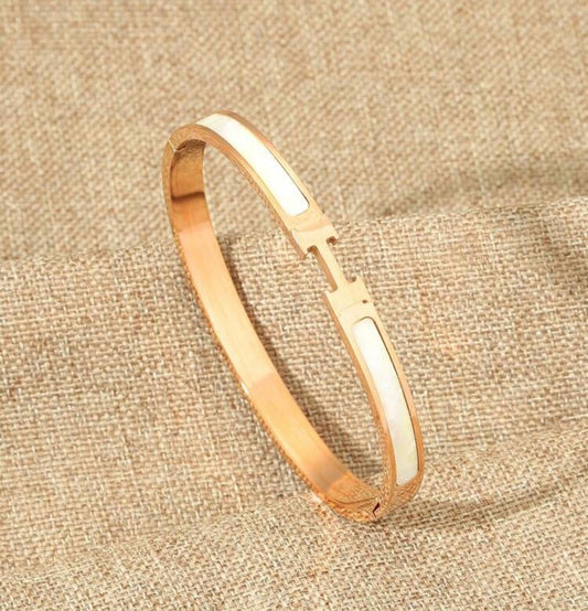 Zara Bangle
