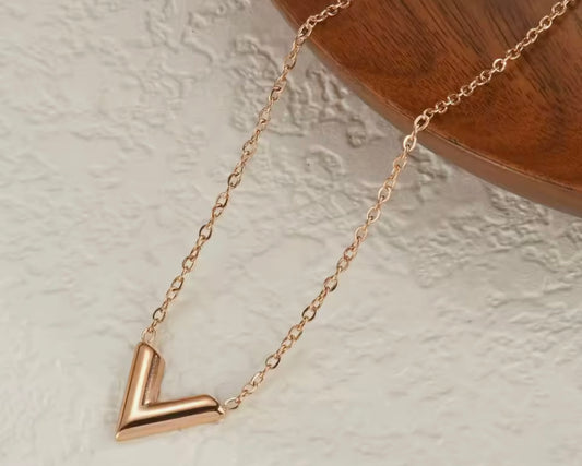 Claudia Necklace
