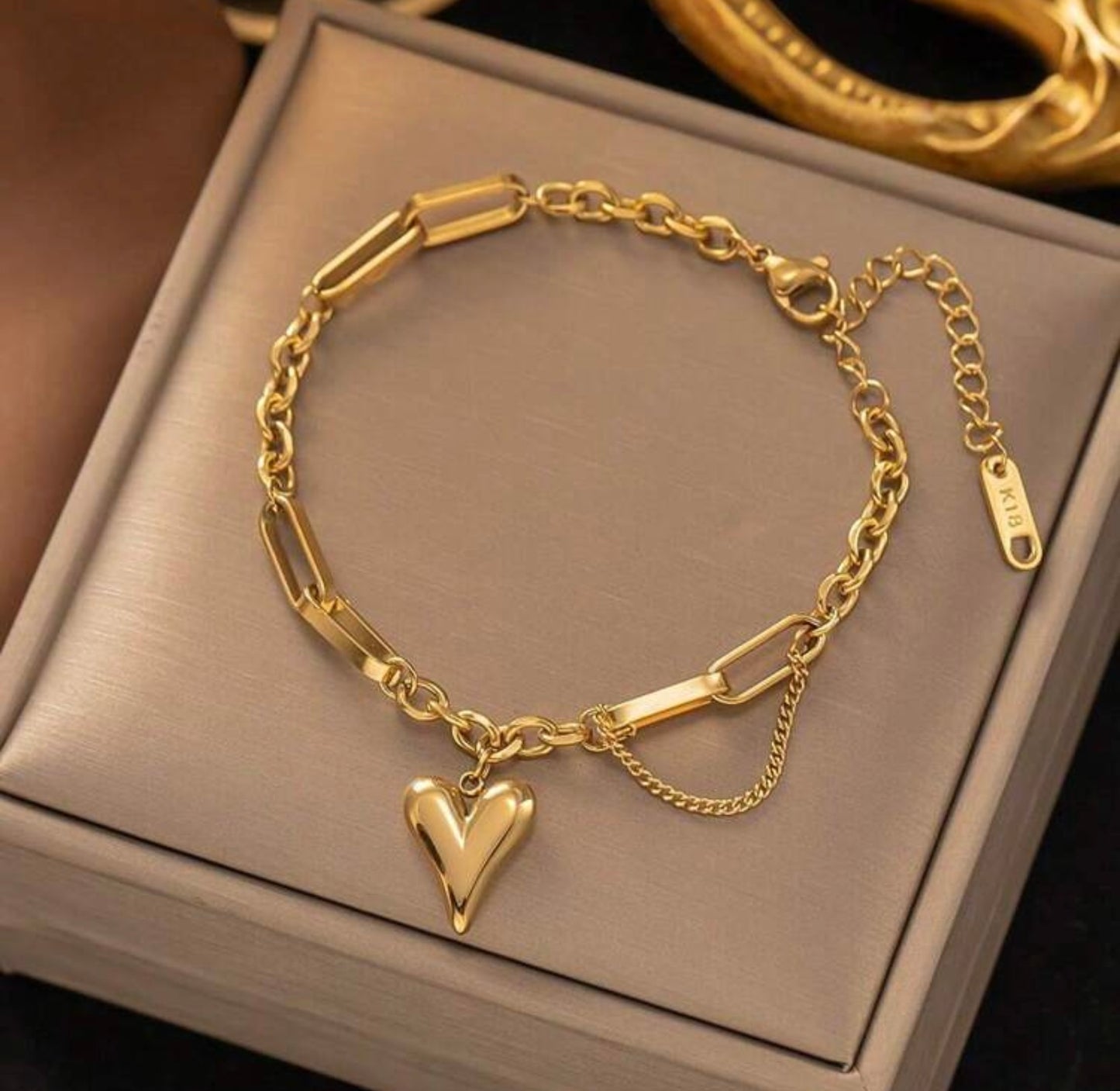Kira Bracelet